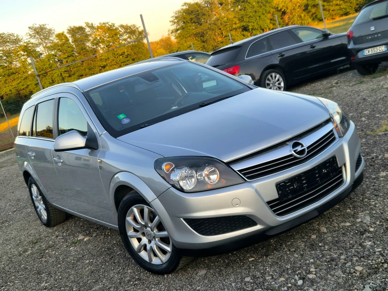 Opel Astra 1.6* FACELIFT , снимка 3 - Автомобили и джипове - 55746904