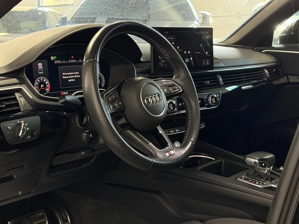 Audi A4 2020* S-LINE* MATRIX* DIS* DIGITAL* ШИБИДАХ* КРАЙН, снимка 6 - Автомобили и джипове - 56045694