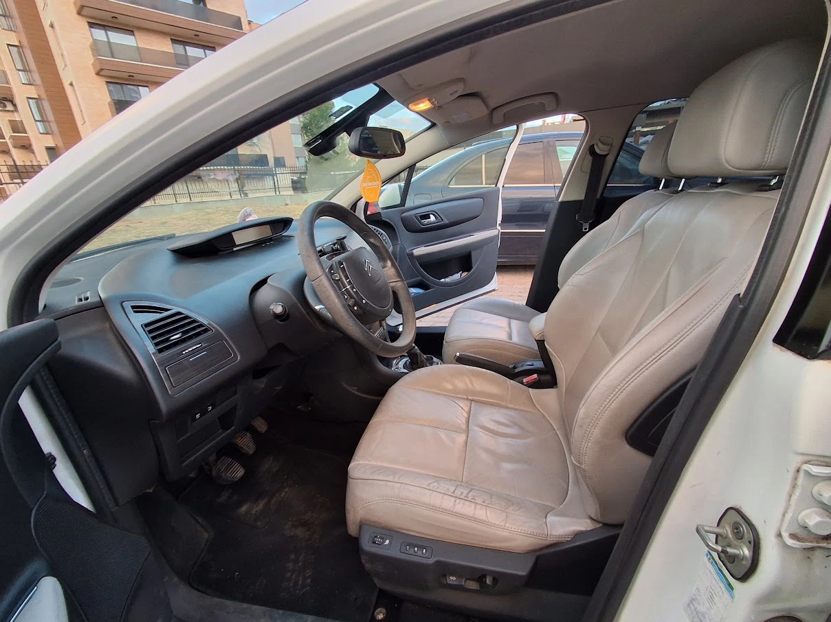 Citroen C4 1.6 THP 150, снимка 6 - Автомобили и джипове - 56243972
