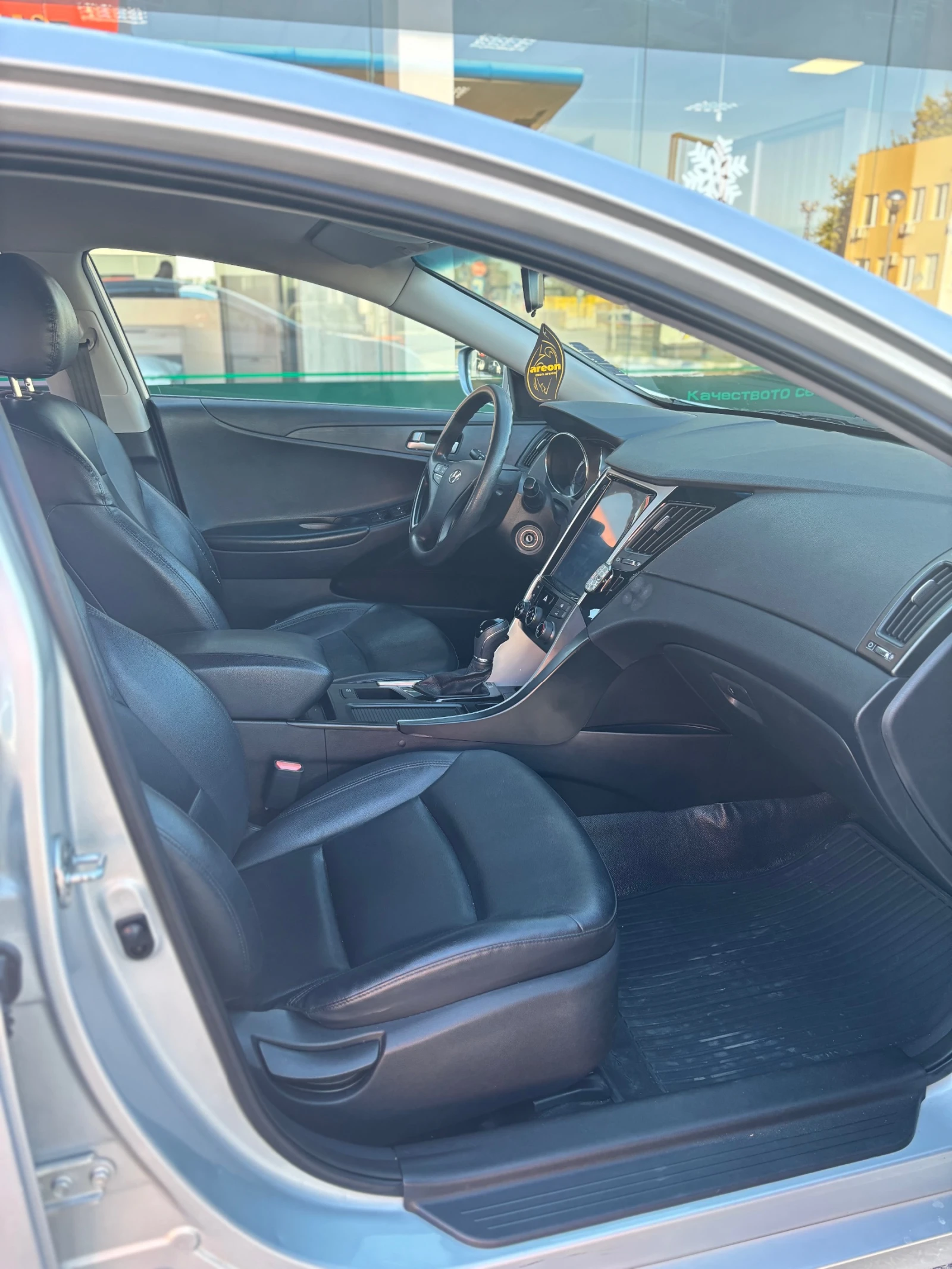 Hyundai Sonata LPG, снимка 12 - Автомобили и джипове - 56637279
