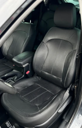 Hyundai IX35 2.0d 184kc.125Хил.Км!!! - 14900 лв. - 82469791 9
