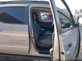 Toyota Tacoma 3.5l Sr5 V6, снимка 5 - Автомобили и джипове - 53650738