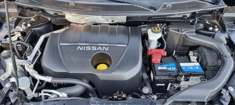 Nissan Qashqai 1.5 dci Tekna, снимка 15 - Автомобили и джипове - 46910941