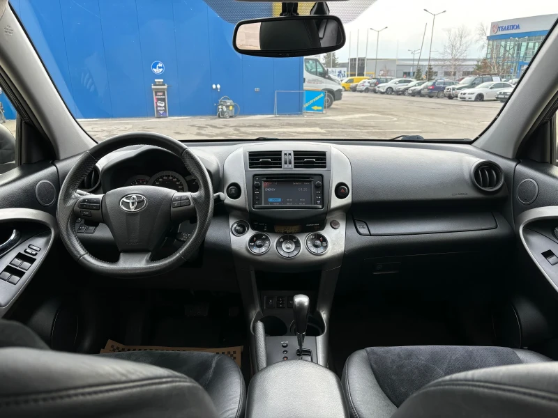 Toyota Rav4 2.0i AVTOMAT SWISS, снимка 9 - Автомобили и джипове - 48679977