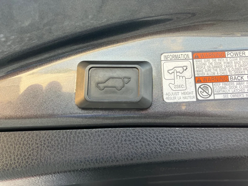 Toyota Rav4, снимка 14 - Автомобили и джипове - 51172149