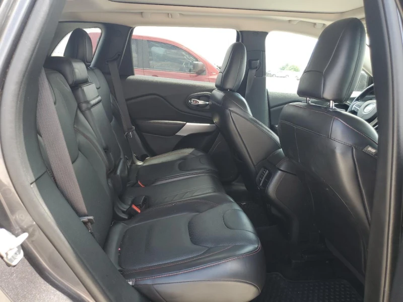 Jeep Cherokee TRAILHAWK, снимка 9 - Автомобили и джипове - 52553839