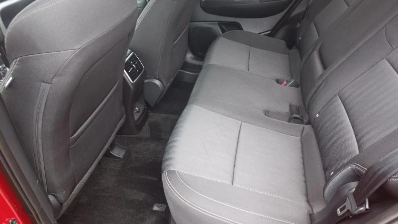 Kia Sportage, снимка 10 - Автомобили и джипове - 53024223