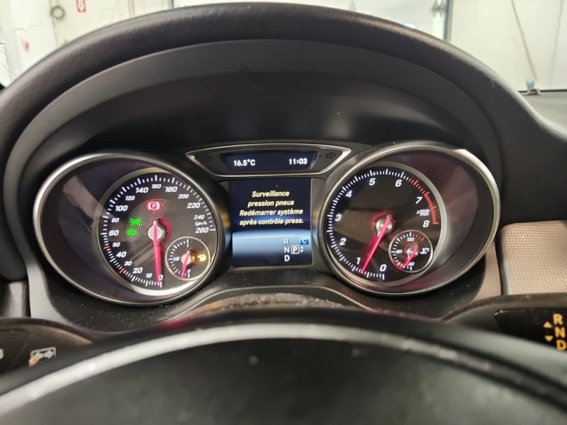 Mercedes-Benz GLA * 250 * CARFAX * БЕЗ ПЪРВОНАЧАЛНА ВНОСКА, снимка 10 - Автомобили и джипове - 53087673