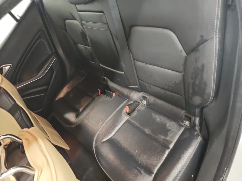 Mercedes-Benz GLA * 250 * CARFAX * БЕЗ ПЪРВОНАЧАЛНА ВНОСКА, снимка 12 - Автомобили и джипове - 53087673