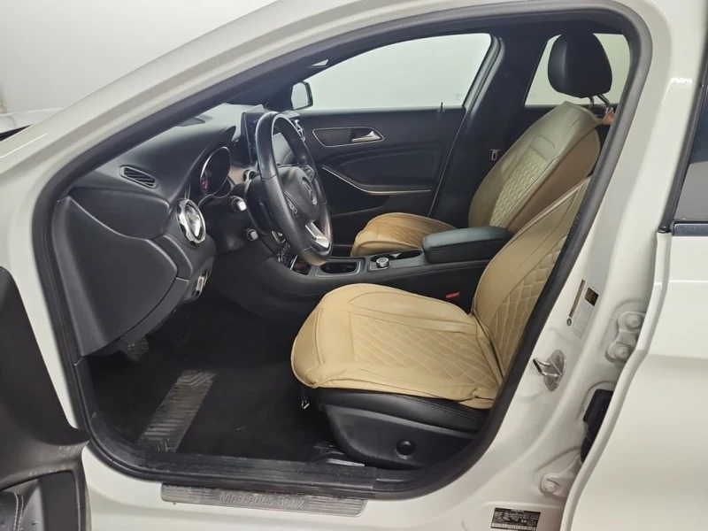 Mercedes-Benz GLA * 250 * CARFAX * БЕЗ ПЪРВОНАЧАЛНА ВНОСКА, снимка 5 - Автомобили и джипове - 53087673