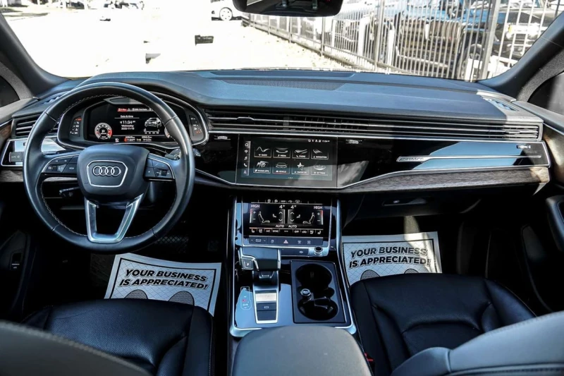 Audi Q8 PROGRESSIV S-LINE QUATTRO | ONE OWNER | NAVI | PAN, снимка 15 - Автомобили и джипове - 53148064