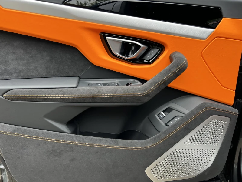 Lamborghini Urus S/666 HP/CERAMIC/AKRAPOVIC/B&O/TV/HEAD UP/, снимка 7 - Автомобили и джипове - 53417044
