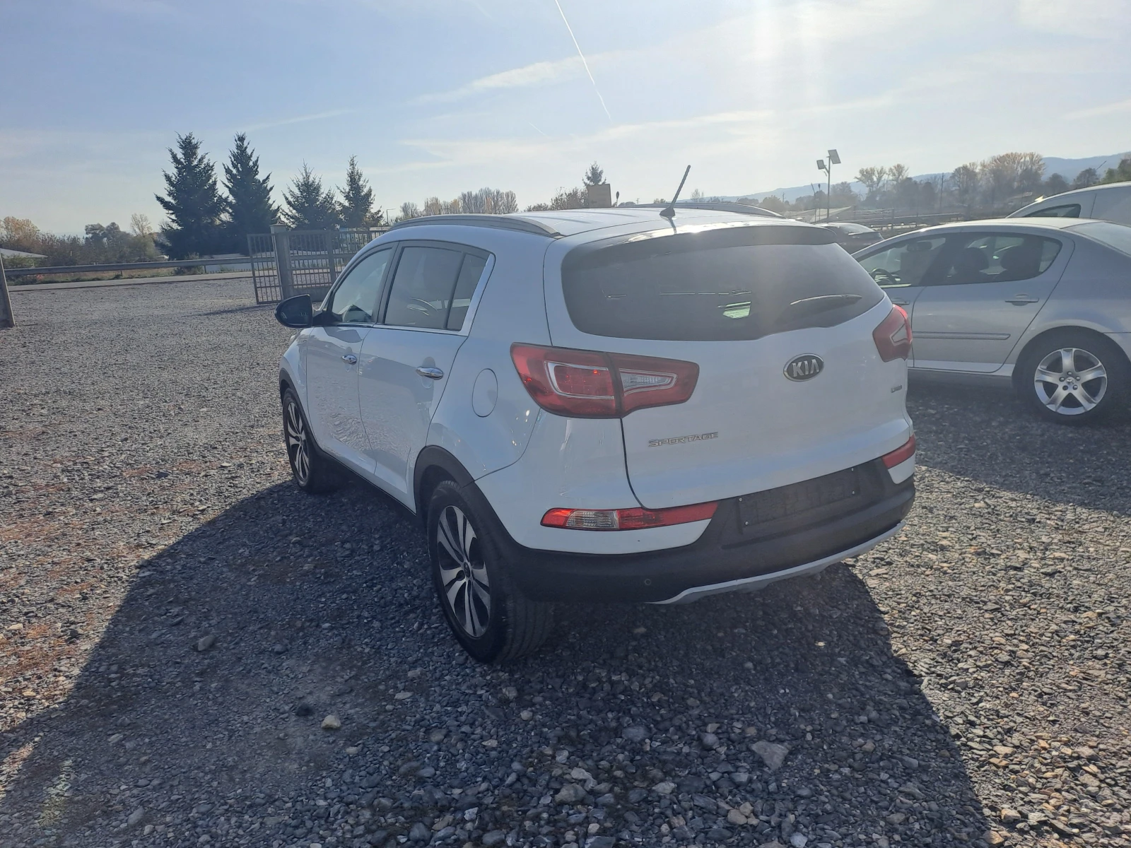 Kia Sportage 2.0CRDI 4X4 - изображение 5