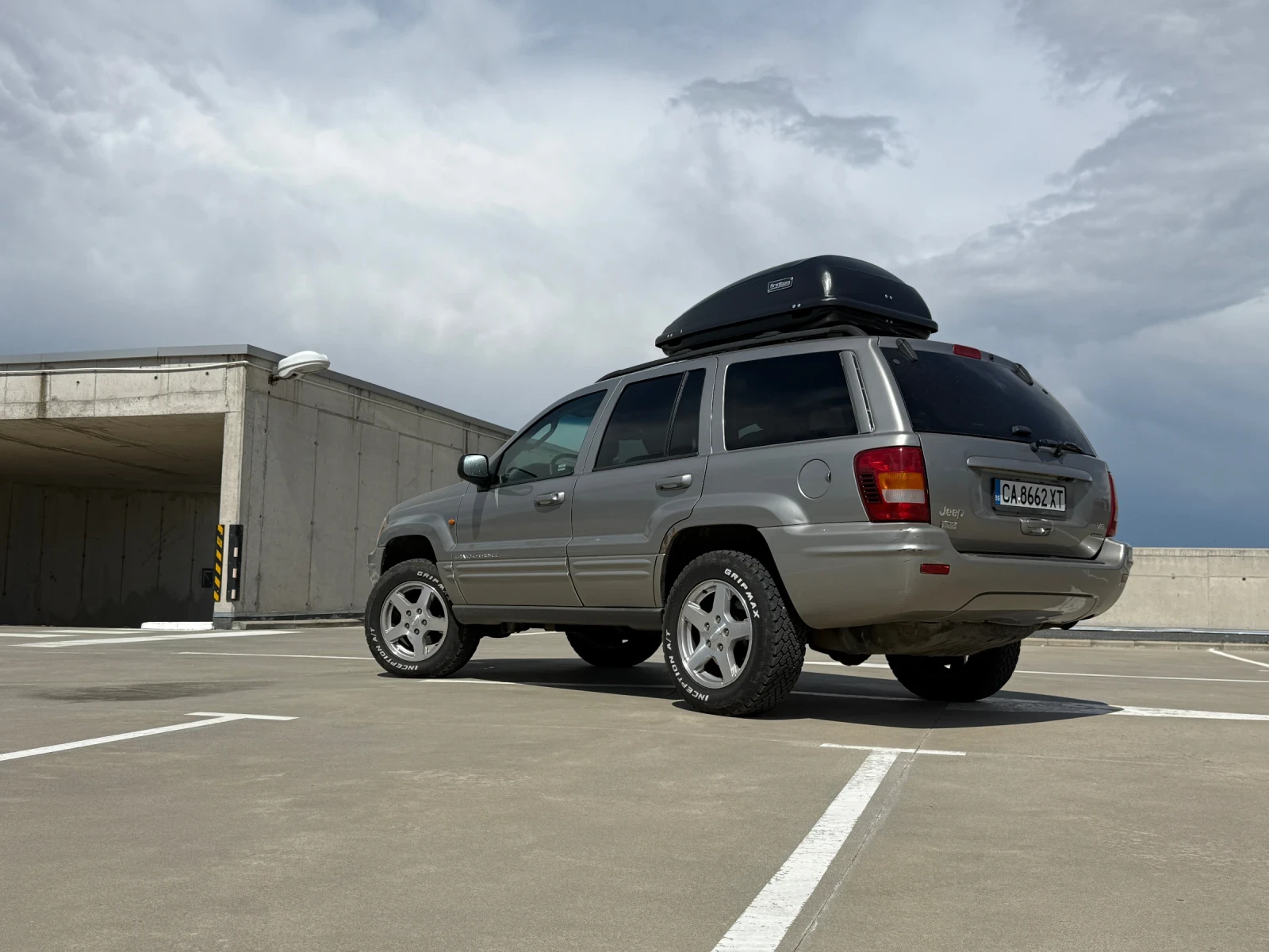 Jeep Grand cherokee  - изображение 3