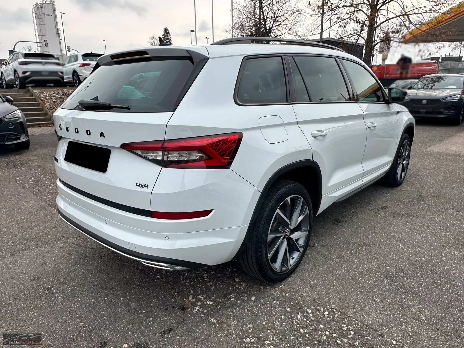 Skoda Kodiaq 2.0TDI/SPORTLINE/200HP/AHK/LED/PDC/360/MEMO/525f - изображение 6