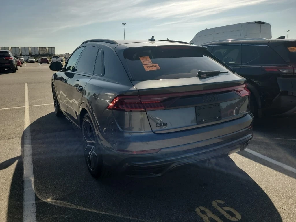 Audi Q8 * Technik * CARFAX * БЕЗ ПЪРВОНАЧАЛНА ВНОСКА - изображение 4