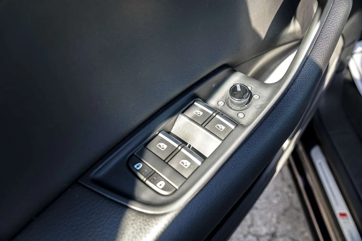 Audi Q8 PROGRESSIV S-LINE QUATTRO | ONE OWNER | NAVI | PAN | Mobile.bg � ����������� 8