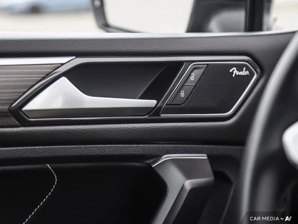 VW Tiguan 2023 Volkswagen Tiguan Highline R-Line 4Motion, снимка 8 - Автомобили и джипове - 53872983