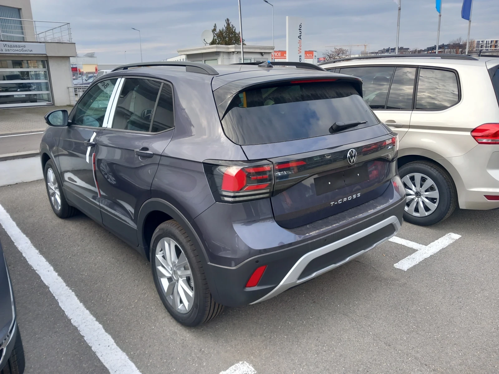 VW T-Cross, снимка 3 - Автомобили и джипове - 53977180
