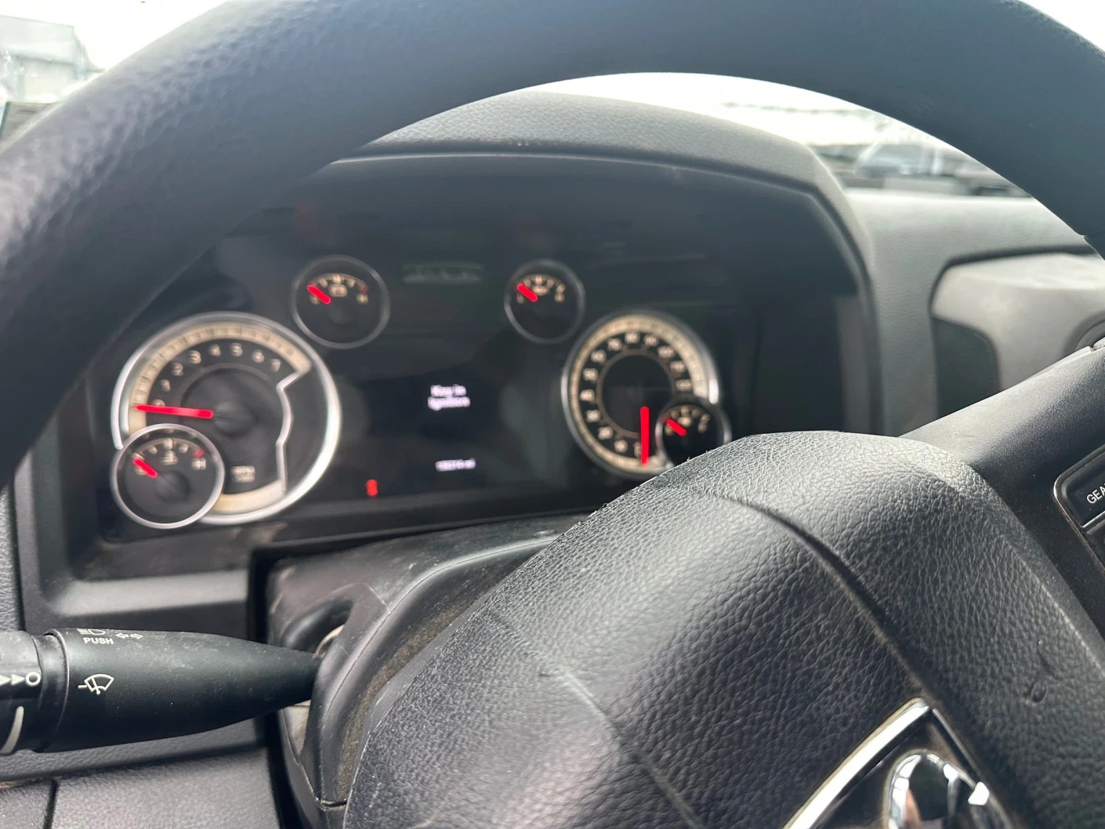 Dodge RAM 1500 5.7 , снимка 6 - Автомобили и джипове - 53996700