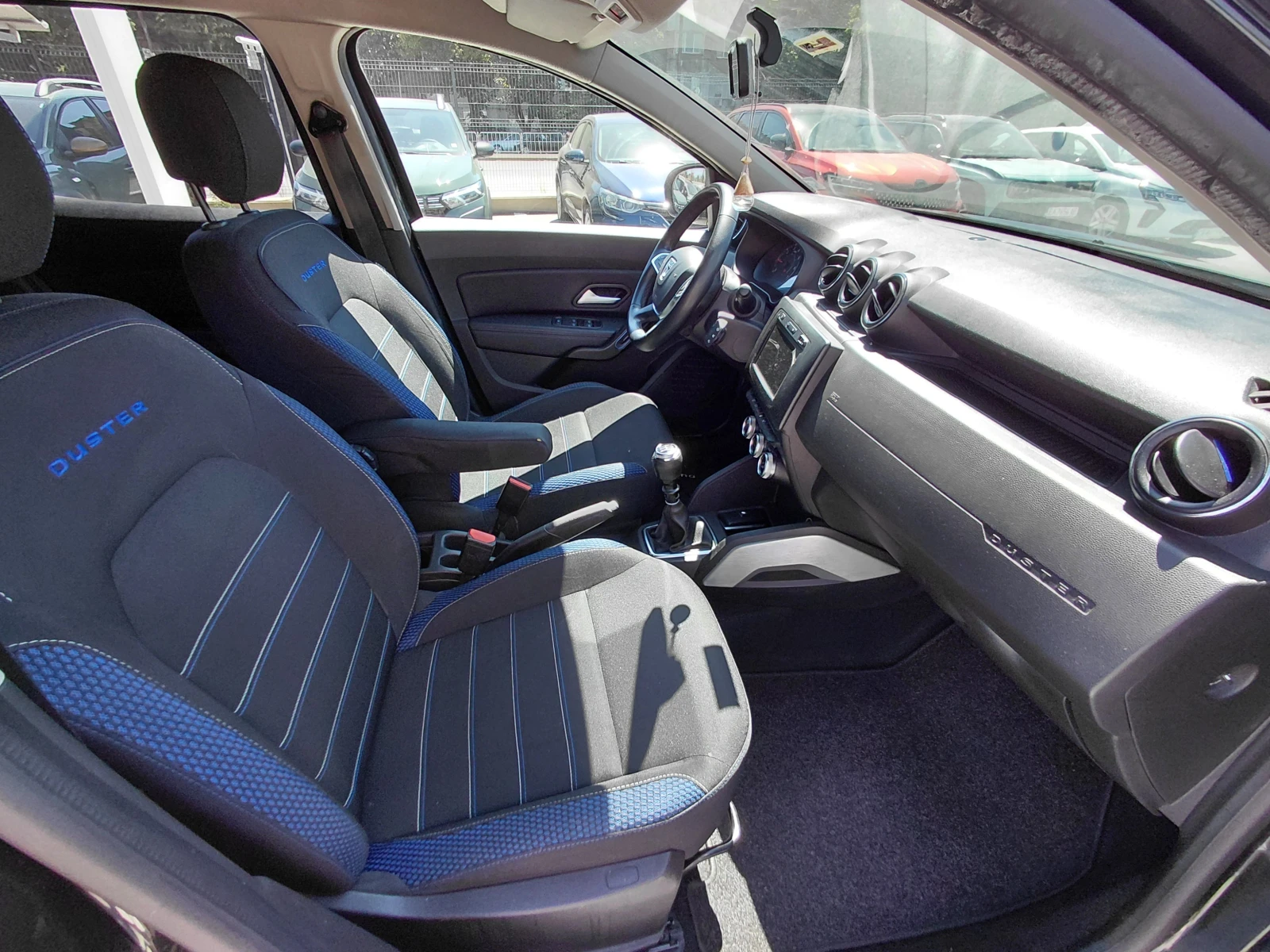Dacia Duster TCe/100к.с Blue Line/Газ/Бензин, снимка 13 - Автомобили и джипове - 55691733