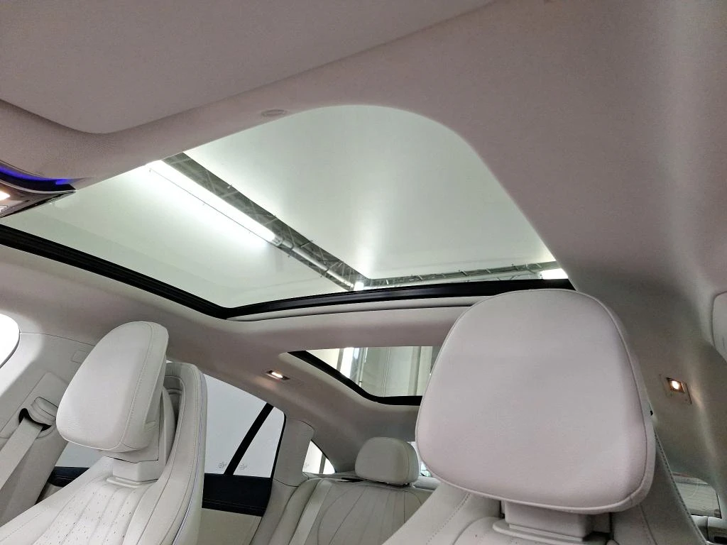 Mercedes-Benz EQE 350 4MATIC AMG LINE AT, снимка 9 - Автомобили и джипове - 55725283