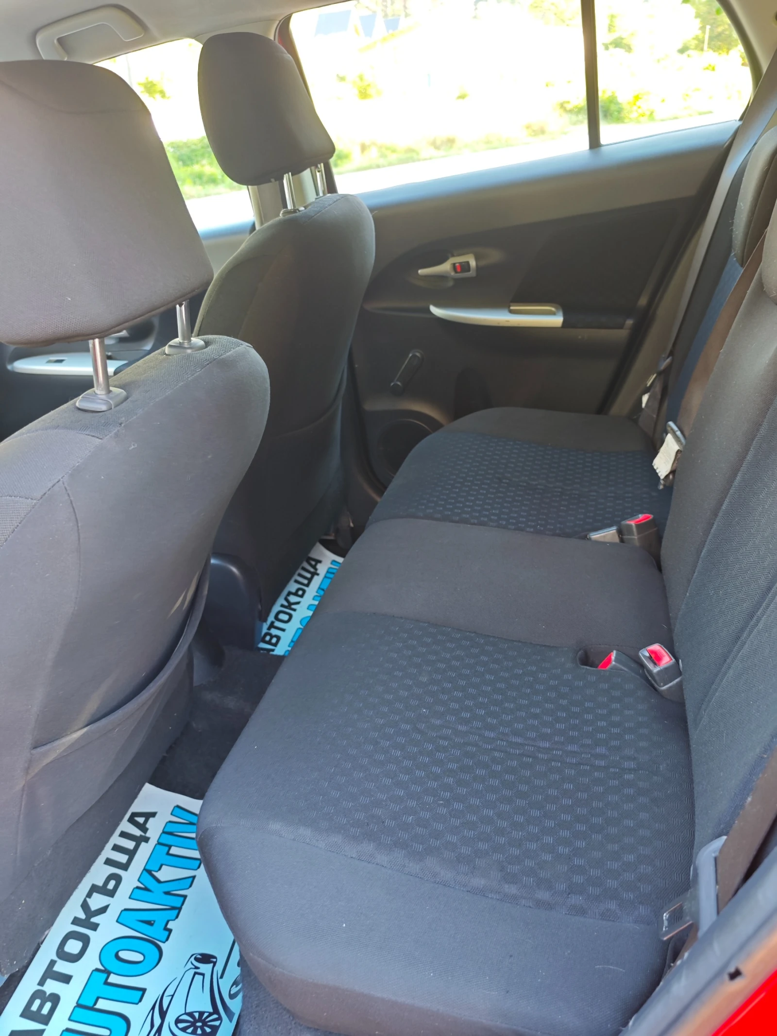 Toyota Urban Cruiser 1.4D4D 4X4, снимка 8 - Автомобили и джипове - 55939809