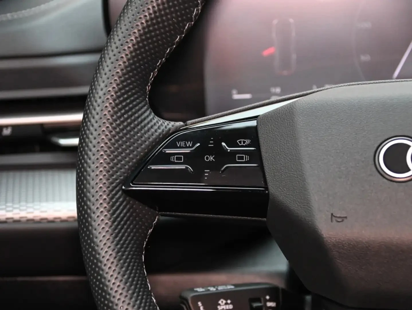 Audi Q5 TECHNIK ЦЕНА ДО БЪЛГАРИЯ АВТОКРЕДИТ, снимка 10 - Автомобили и джипове - 55950132