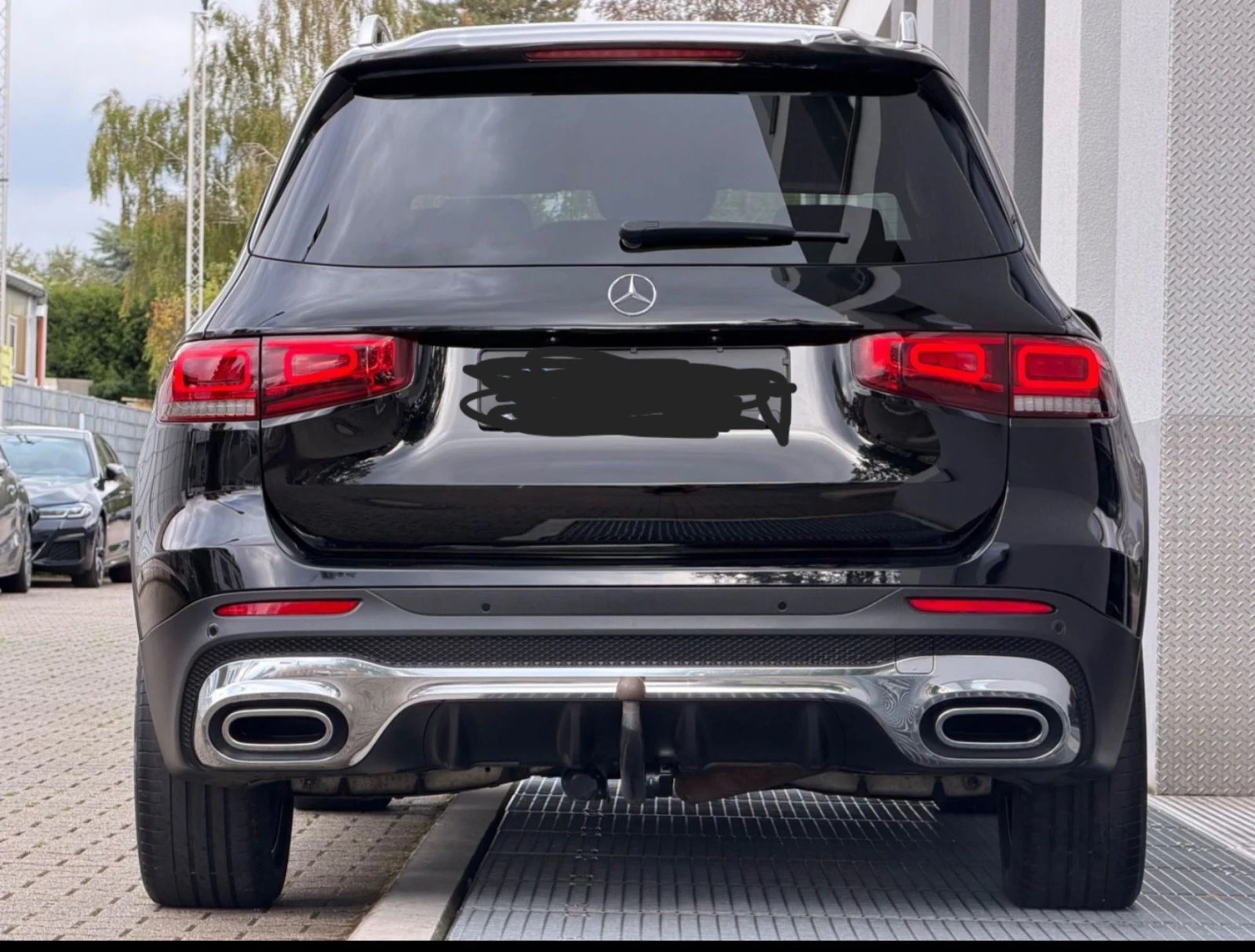 Mercedes-Benz GLB 200 AMG, снимка 4 - Автомобили и джипове - 56011618