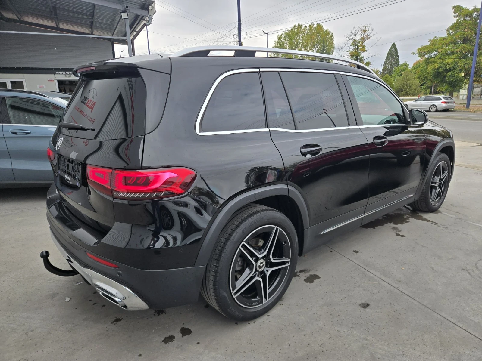 Mercedes-Benz GLB 200 AMG, снимка 4 - Автомобили и джипове - 56011618