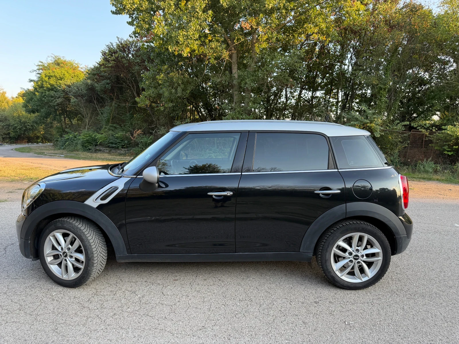 Mini Countryman 1.6, снимка 2 - Автомобили и джипове - 56392655