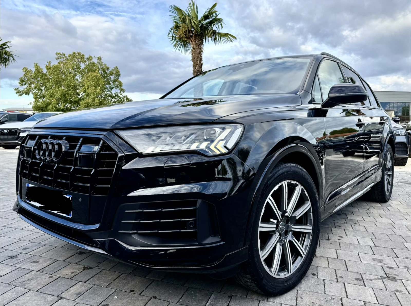 Audi Q7 3.0TDI* 6+ 1м