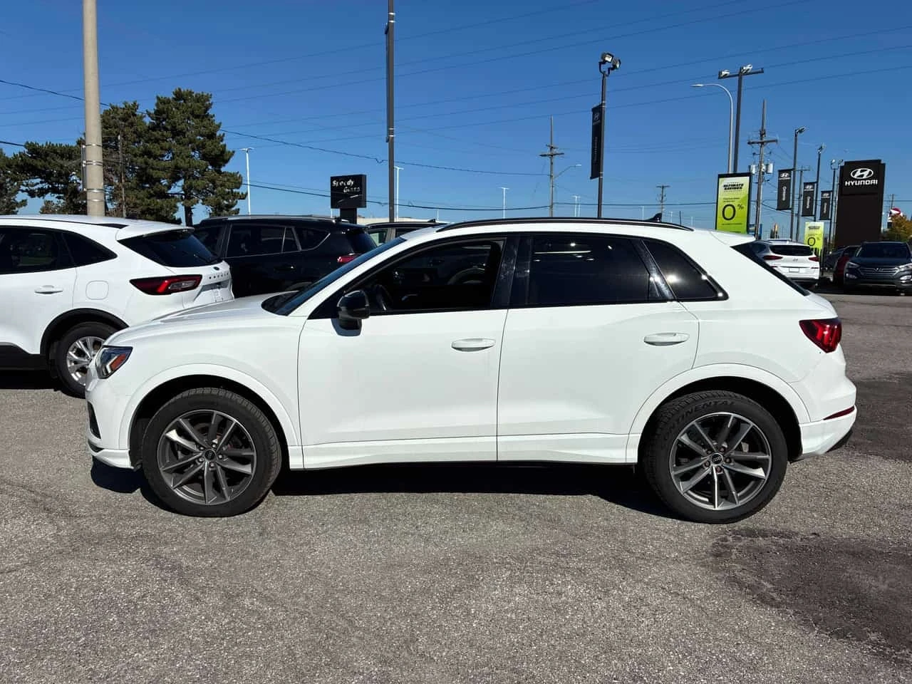 Audi Q3 ОТ ПРЕДСТАВИТЕЛСТВО/ДИСТРОНИК/КЛИП, снимка 2 - Автомобили и джипове - 56587451
