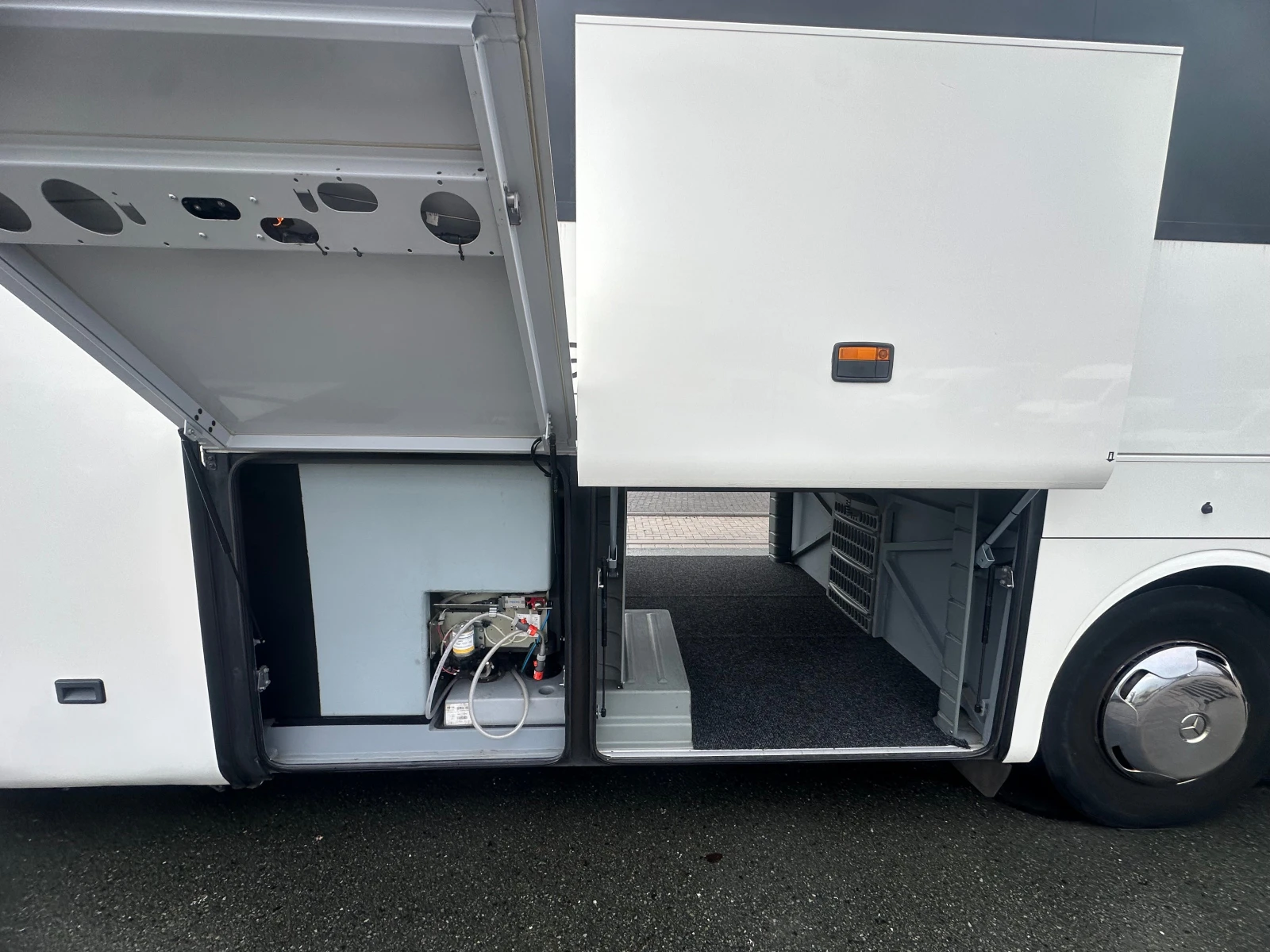 Mercedes-Benz Tourismo 15 RHD 12m Lux Line | Mobile.bg � ����������� 9