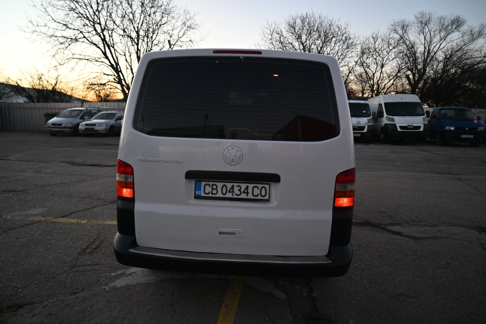 VW Transporter, снимка 4 - Бусове и автобуси - 55802264