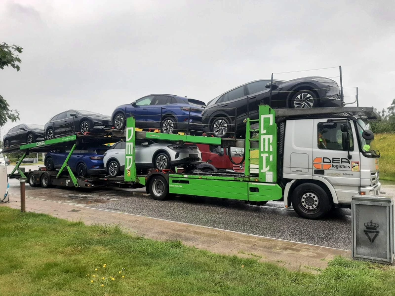 Mercedes-Benz Actros, снимка 4 - Камиони - 51887156