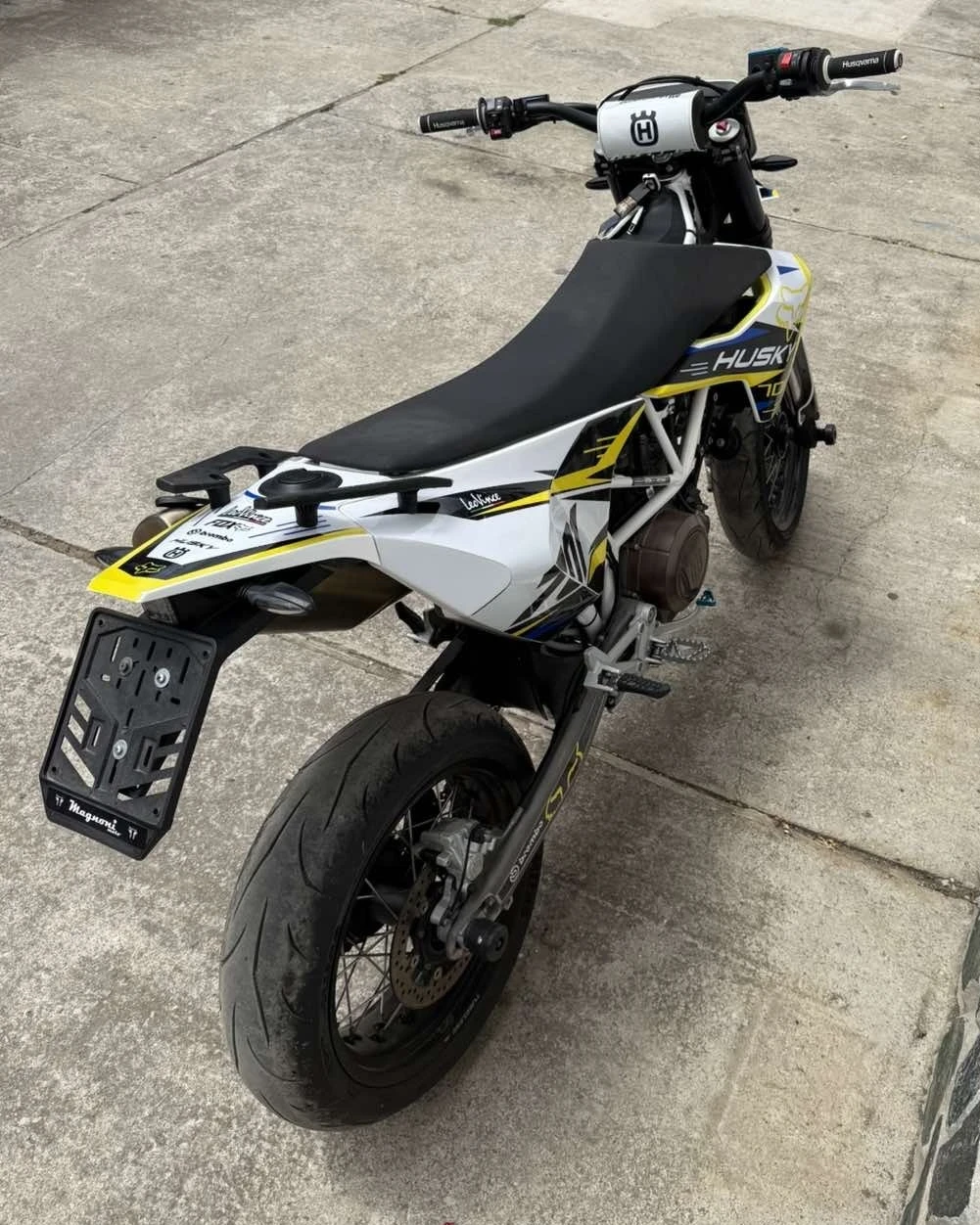 Husqvarna Svartpilen 701 SM701 ABS A2 - изображение 5