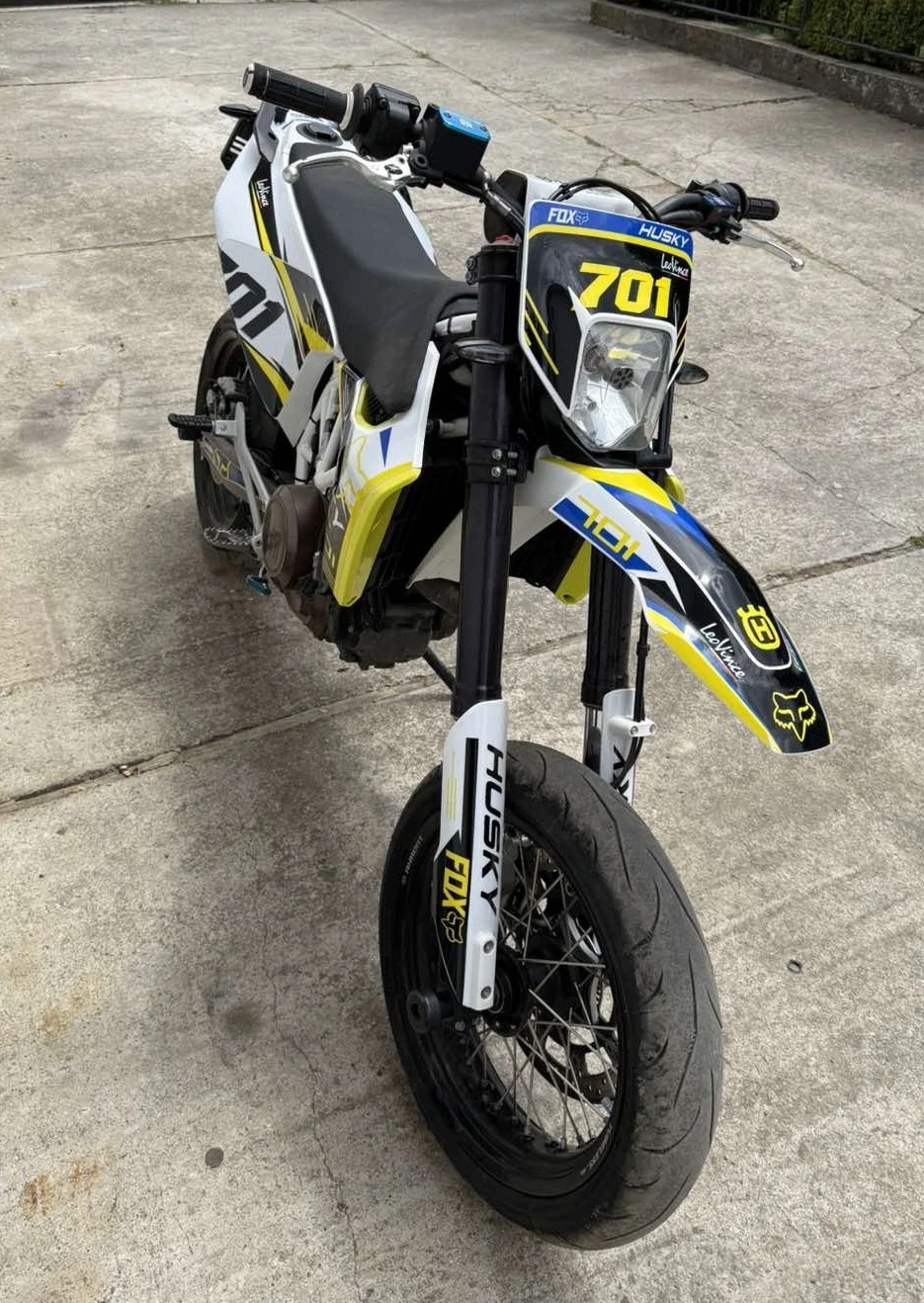 Husqvarna Svartpilen 701 SM701 ABS A2 - изображение 7