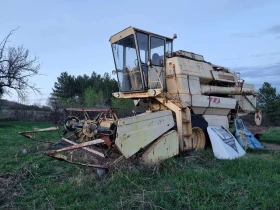 Комбайн New Holland 1540, снимка 1