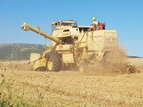 Комбайн New Holland 1540, снимка 5 - Селскостопанска техника - 53625141