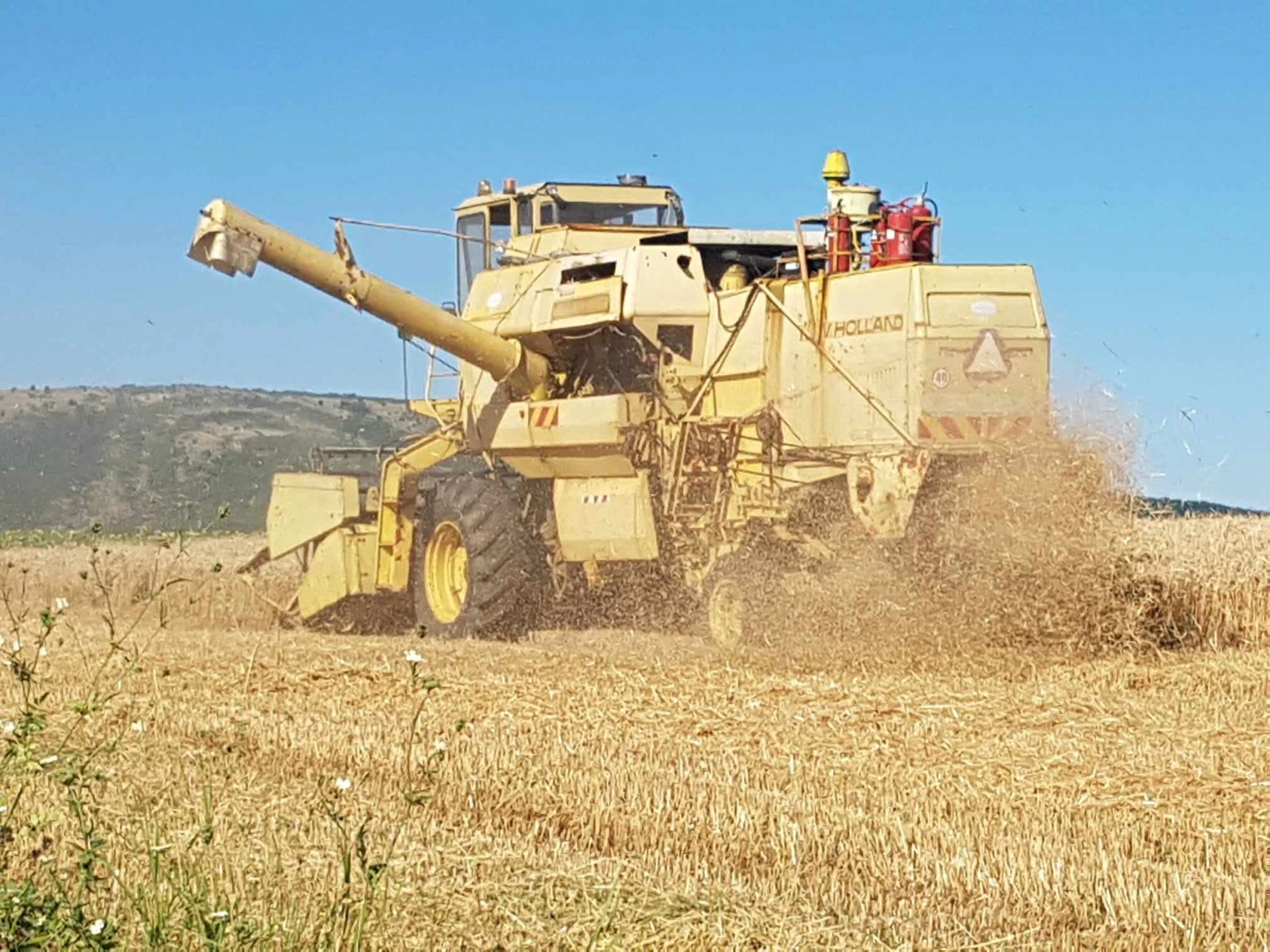 Комбайн New Holland 1540 - изображение 5