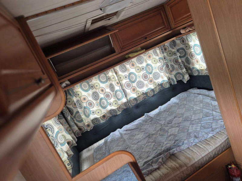 Кемпер Ford, снимка 4 - Каравани и кемпери - 52079303