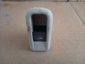 Копче ел стъкло задно дясна Шкода Румстер (фабия)