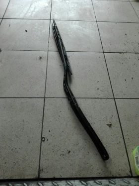 рамо дясно чистачки пежо 607