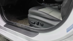 Hyundai Ioniq 1.6 HEV | Keyless | LED, снимка 12