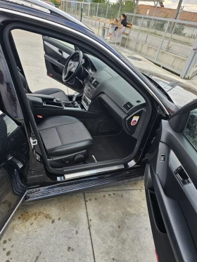 Обява за продажба на Mercedes-Benz C 180 AMG/NAVI/FULL ~12 600 лв. - изображение 7