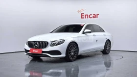 ������ Mercedes-Benz E 300