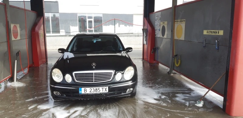 Mercedes-Benz E 320, снимка 3 - Автомобили и джипове - 46982046