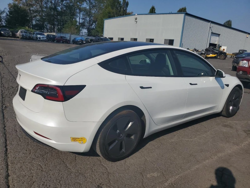 Tesla Model 3, снимка 7 - Автомобили и джипове - 47430549