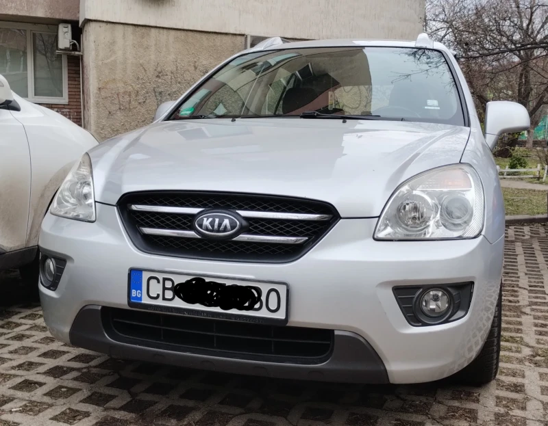 Kia Carens, снимка 1 - Автомобили и джипове - 48539087